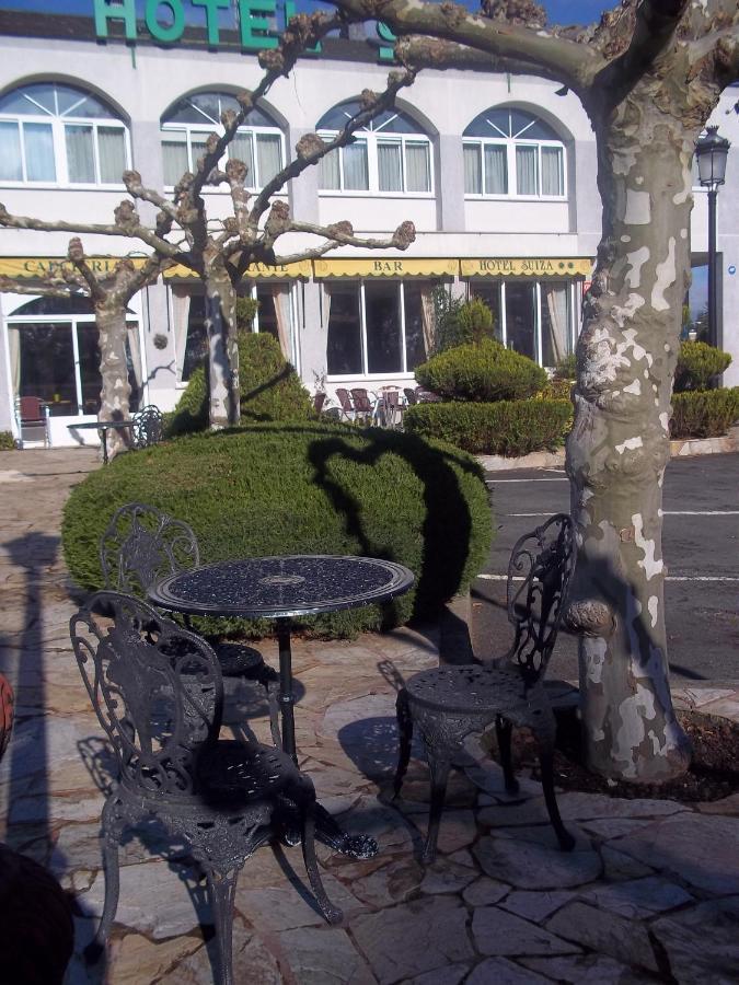 Hotel Suiza Arzúa المظهر الخارجي الصورة